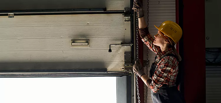 Addressing Common Garage Door Stoppage Issues in Oildale, CA